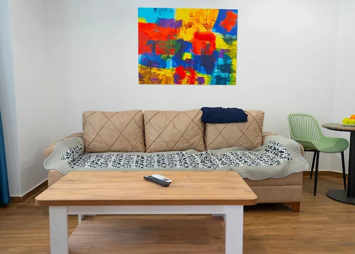 Urban Stay - Main Area Apartments